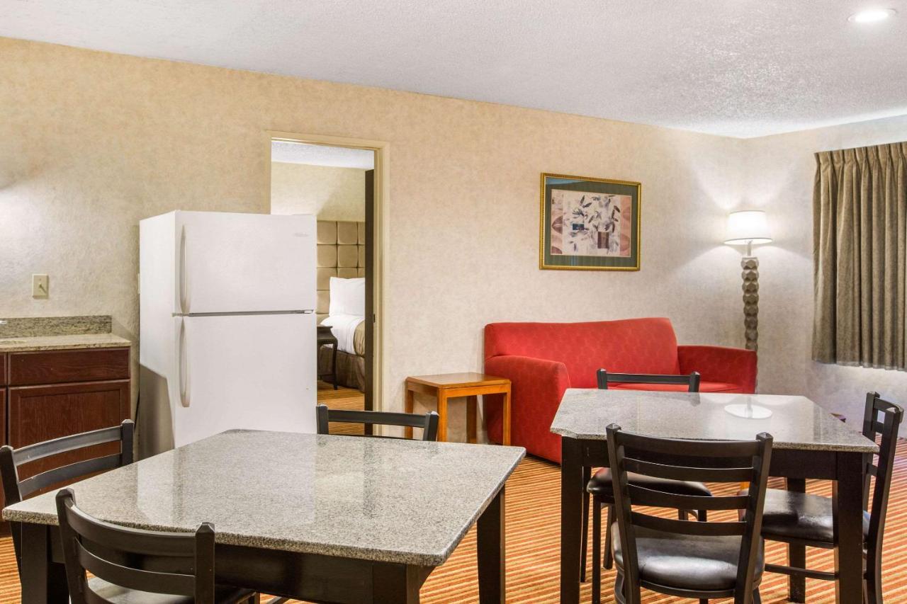 Rodeway Inn & Suites El Cajon San Diego East Kültér fotó